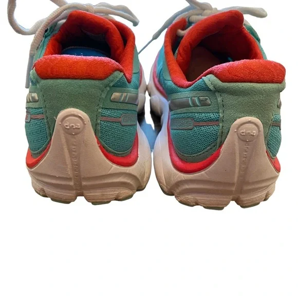 Brooks Pure Cadence Limited Running Shoes - Picture 11 of 12